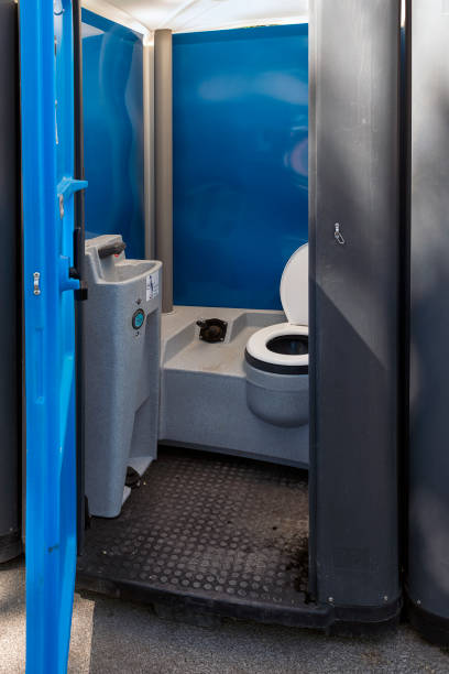 Professional porta potty rental in Cuba, MO